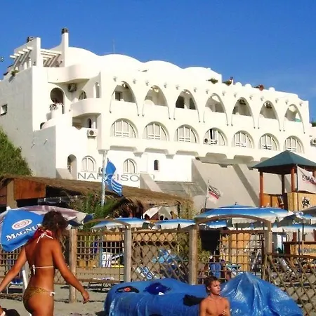 Ξενοδοχείο με διαμερίσματα Elianto