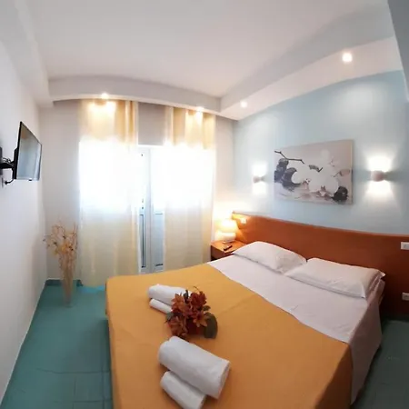 Casa Vacanze Elianto 2*