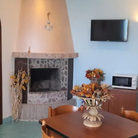 Elianto Aparthotel 2*