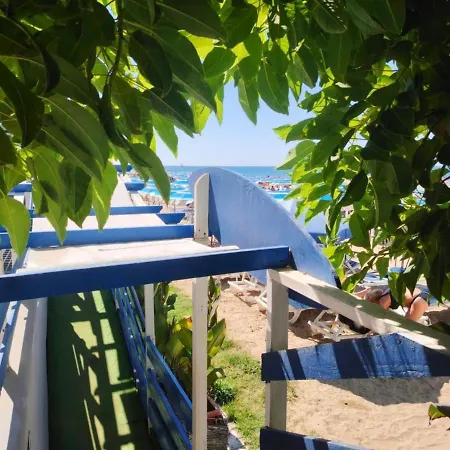 Casa Vacanze Elianto Aparthotel Anzio
